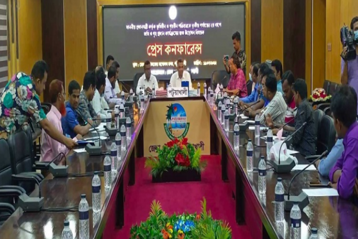 পটুয়াখালীর তিন উপজেলায় একজন মানুষও গৃহহীন নেই 